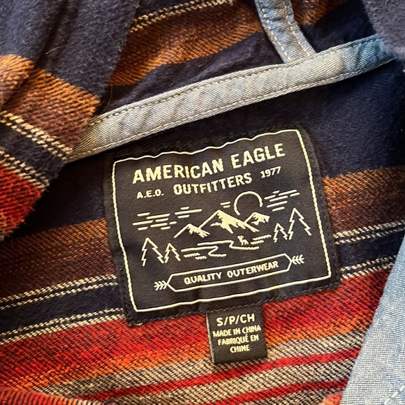 Men’s American Eagle Sweatshirt/Hoodie - Picture 2 of 3